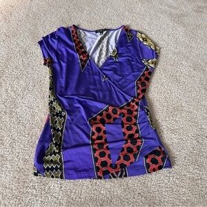 EUC Women’s Etro Short Sleeved Faux Short Sleeved Wrap Top!